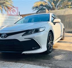 تۆیۆتا کامری